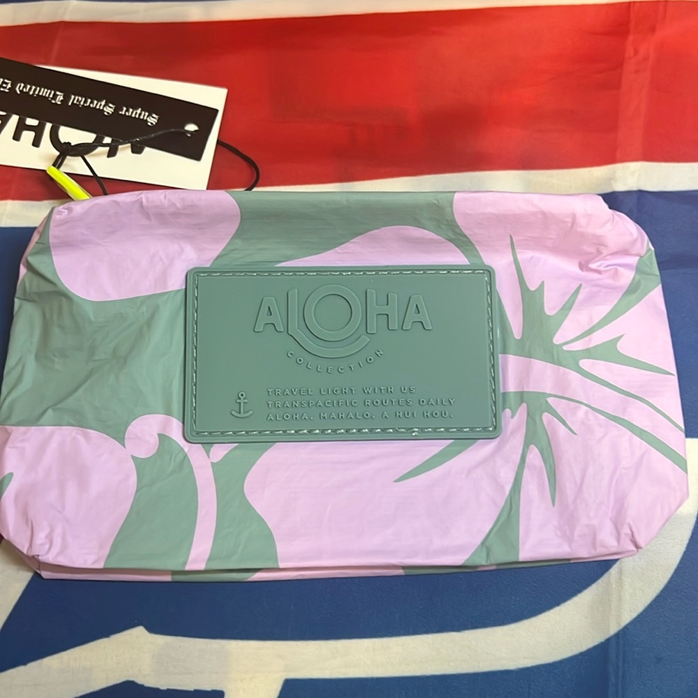 ALOHA Collection Hana Hou Mini Pouch